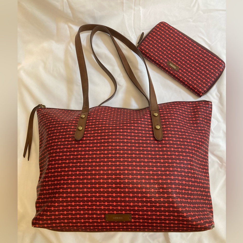 Fossil Red Bucket Bag with Clutch